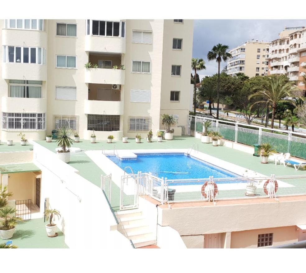 Fantastic In Front Of The Sea & Marina Appartement
